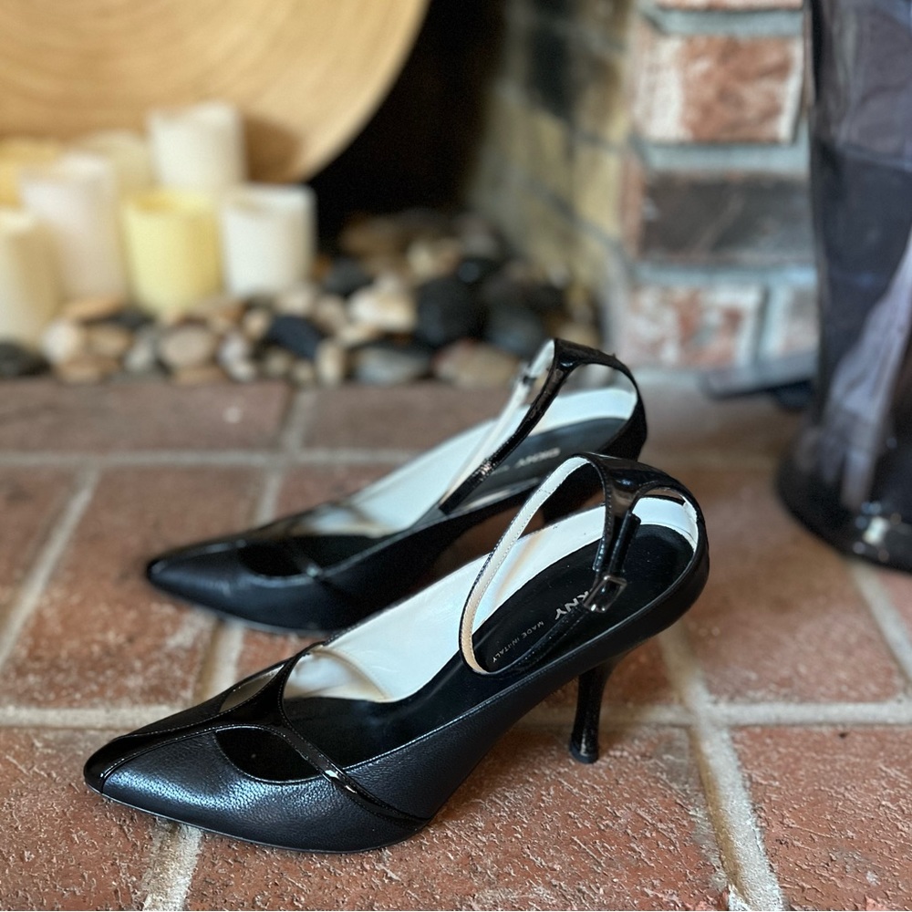 DKNY Made In Italy Ankle Strap Pump - Picture 7 of 8